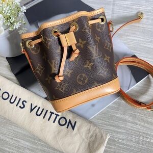 LOUIS VUITTON MONOGRAM NANO NOE BUCKET BAG